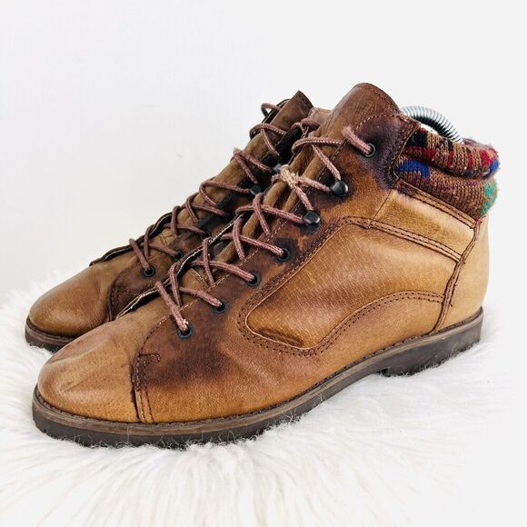 🎉Clearance🎉 Backtrail Brown Leather Boho Earthy Combat Style Ankle Boots ~8M - Picture 1 of 9